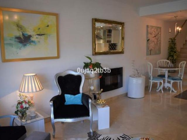 Chalet en venta en Nueva Andalucía, Costa del Sol Occidental