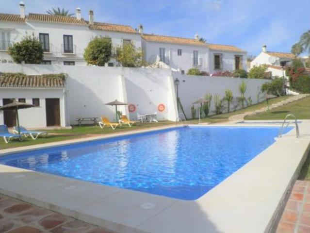 Chalet en venta en Nueva Andalucía, Costa del Sol Occidental