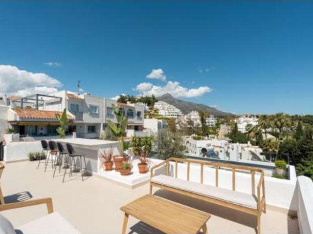 Chalet en venta en Rio Real, Costa del Sol Occidental