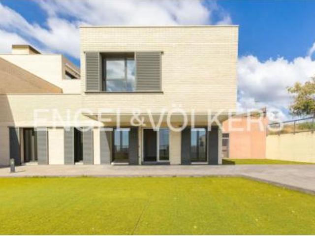 Chalet en venta en Rocafonda, Maresme