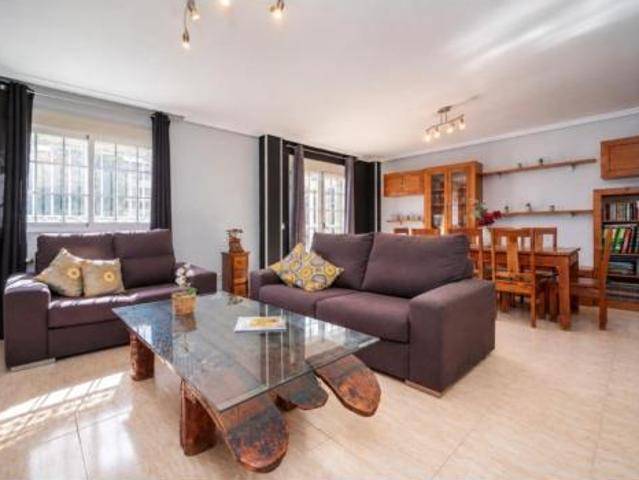 Chalet en venta en Meco, Madrid