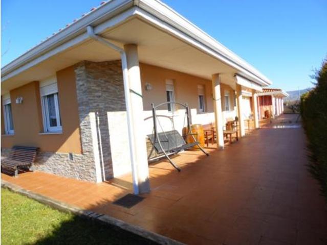 Chalet en venta en Medina De Pomar, Castilla y León