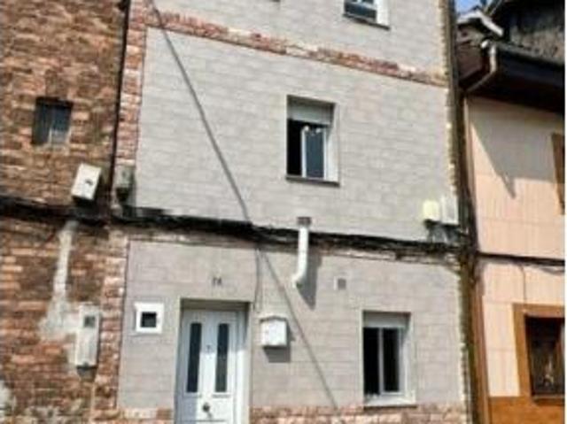 Chalet en venta en Mieres, Asturias