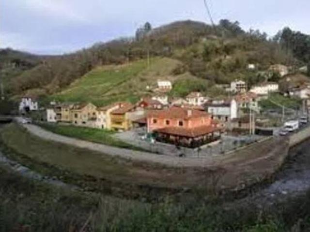 Chalet en venta en Mieres, Asturias