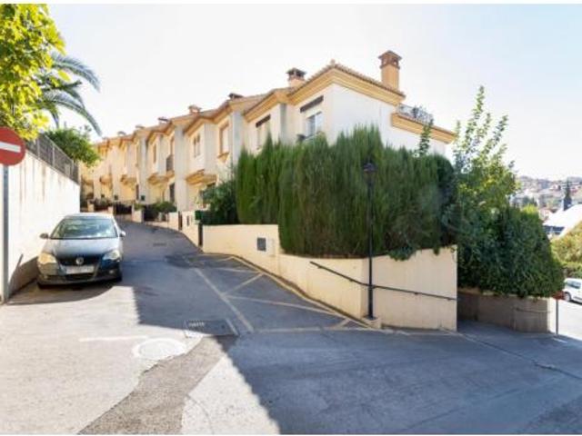 Chalet en venta en Barrio de la Vega, Monachil