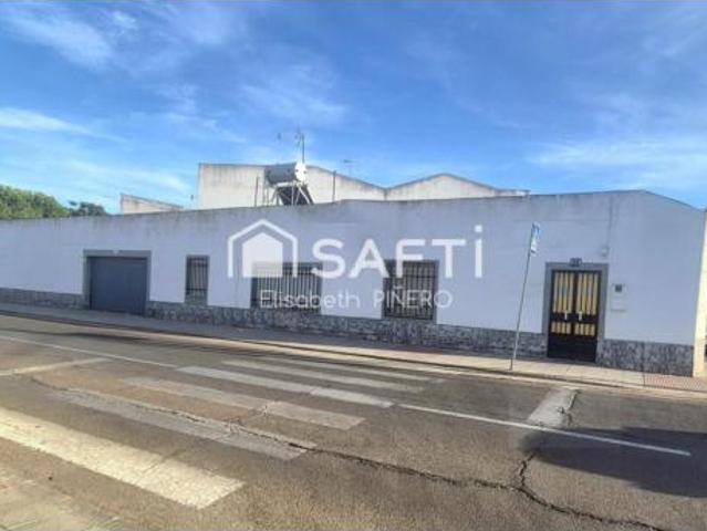 Chalet en venta en Montijo, Extremadura