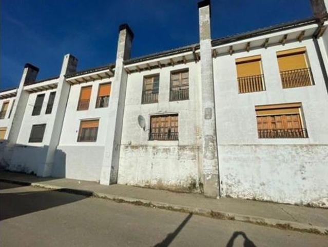 Chalet en venta en Mucientes, Castilla y León