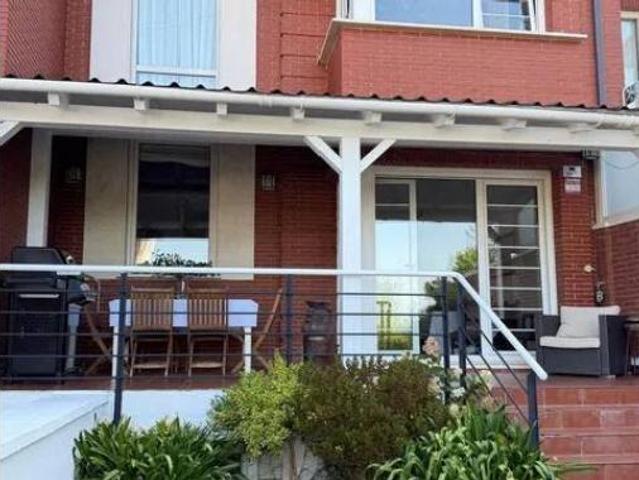 Chalet en venta en Mungia, Guipúzcoa