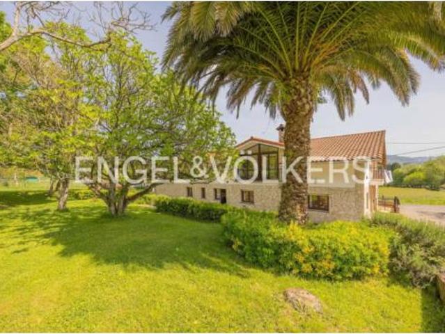 Chalet en venta en Mungia, Guipúzcoa