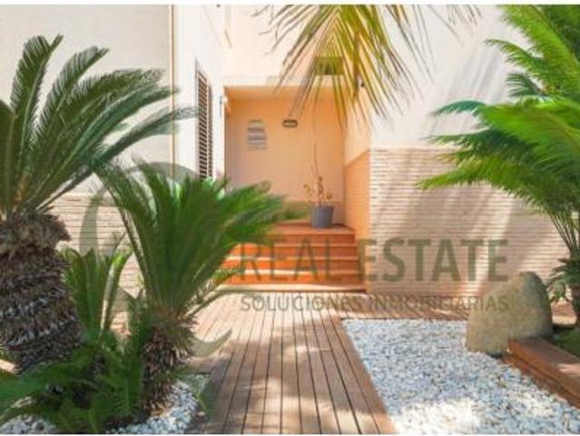 Villa en venta en Mutxamel, Gialma