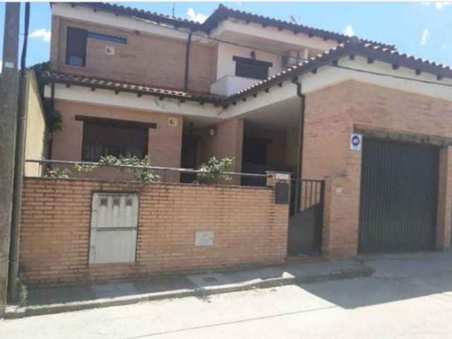 Chalet en venta en Navalcán, Castilla-La Mancha
