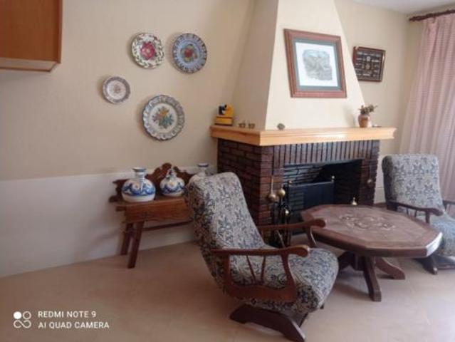 Villa en venta en Navaluenga, Berrocal