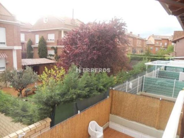 Chalet en venta en Navarrete, La Rioja