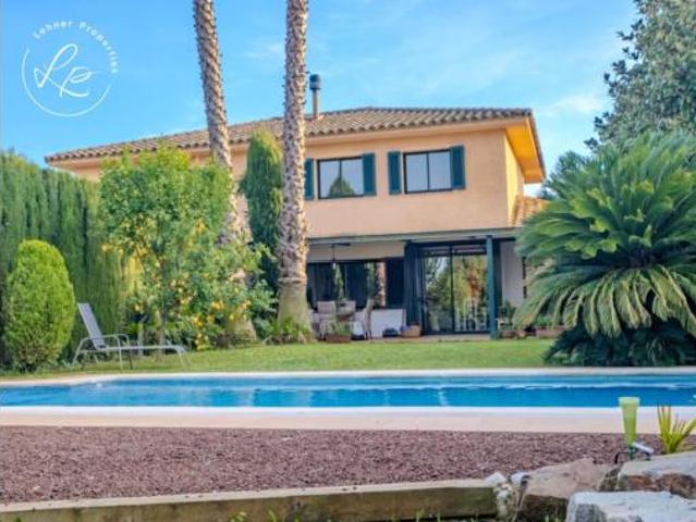 Chalet en venta en Alt Empordà, Catalunya