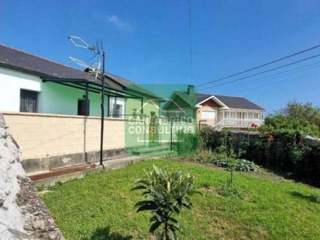 Villa en venta en Navia, Piqueira