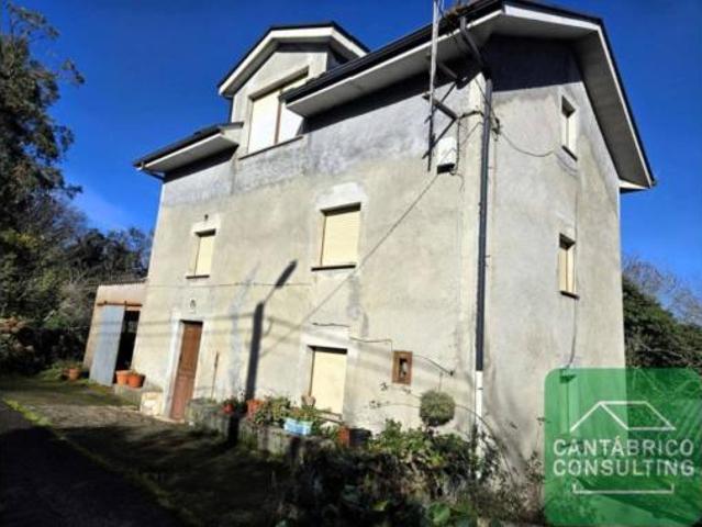 Villa en venta en Navia, Piñeira