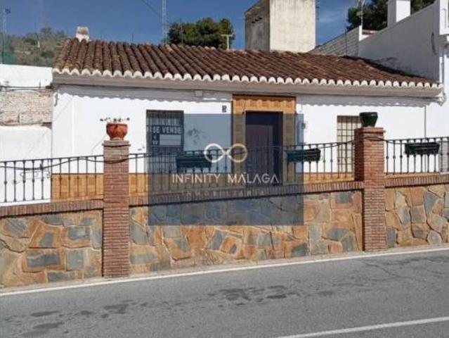 Chalet en venta en Maro, La Axarquía