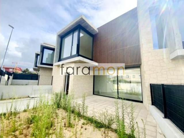 Chalet en venta en A Ramallosa, Vigo