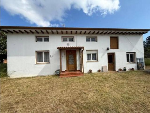 Chalet en venta en Noja, Cantabria