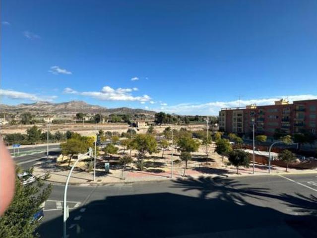Chalet en venta en La Cruz, el Vinalopó Mitjà / El Vinalopó Medio