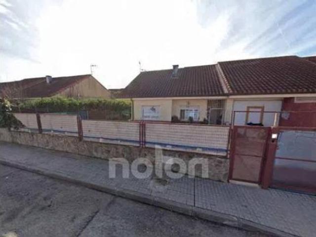 Chalet en venta en Novés, Castilla-La Mancha