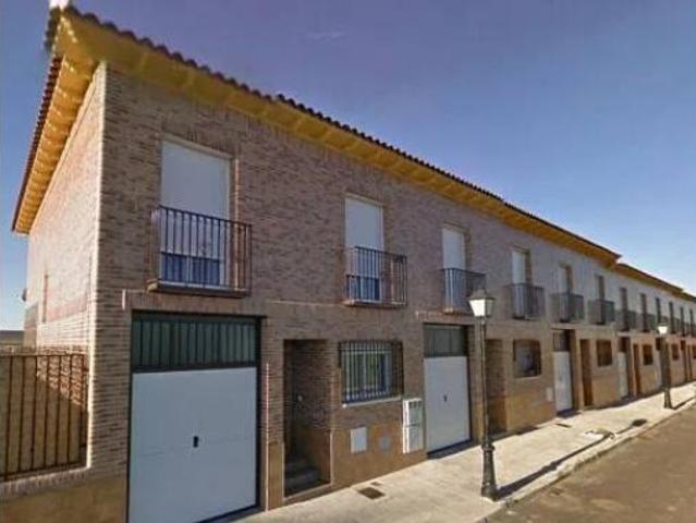 Chalet en venta en Novés, Castilla-La Mancha