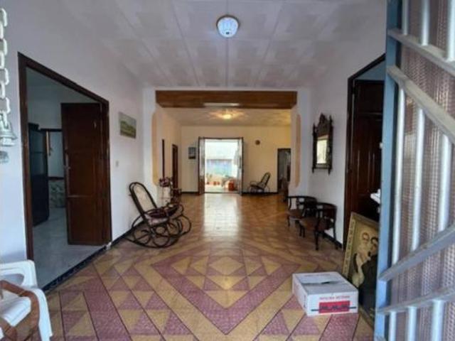 Villa en venta en Novetlè