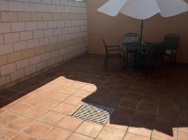 Chalet en venta en Olías Del Rey, Castilla-La Mancha