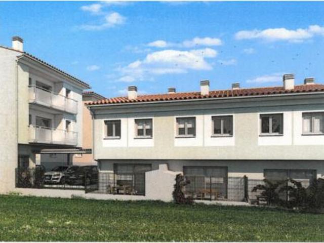 Villa en venta en Olot, Desemparats