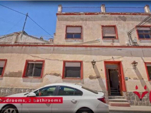 Villa en venta en Orihuela, Barrio de la Virgen