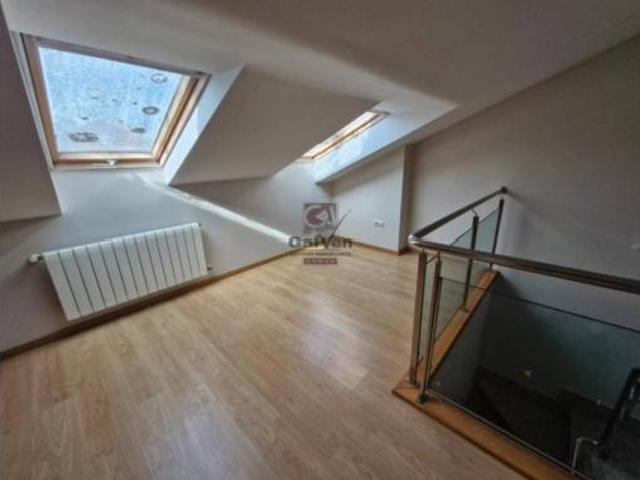 Villa en venta en Ourense, Casco Vello