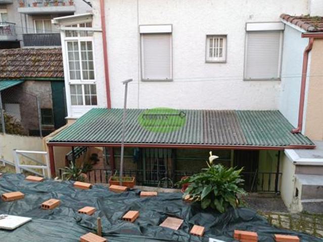 Chalet en venta en Montealegre, Ourense