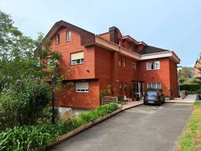 Chalet en venta en Oviedo, Asturias