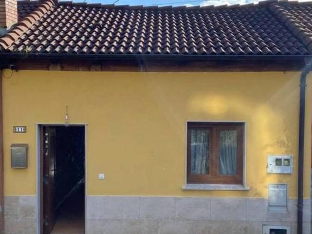 Chalet en venta en Oviedo, Asturias