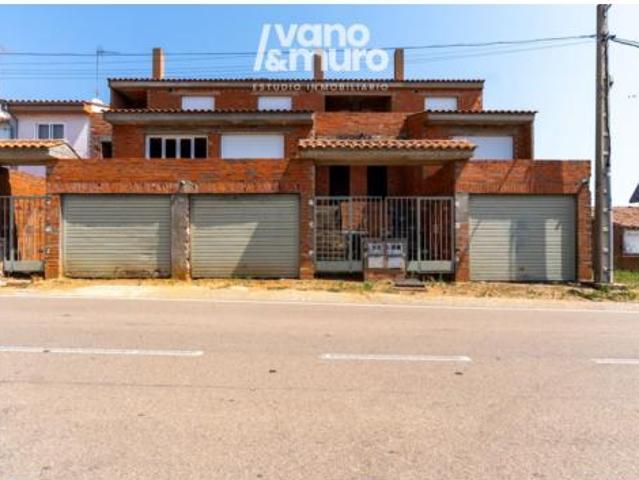 Chalet en venta en Parada De Arriba, Castilla y León