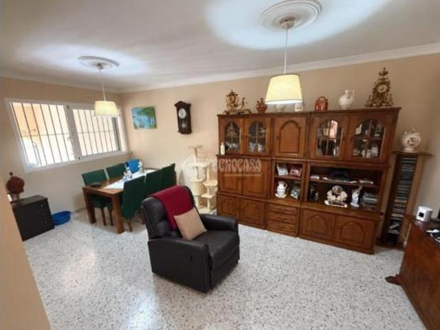 Chalet en venta en Paradas, Sevilla