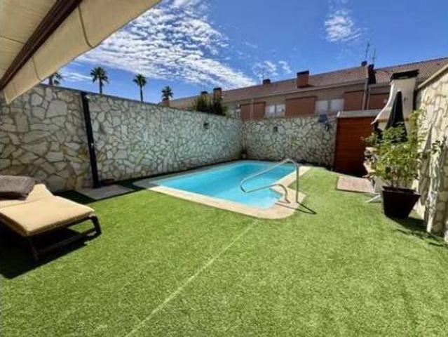 Chalet en venta en Parla, Madrid