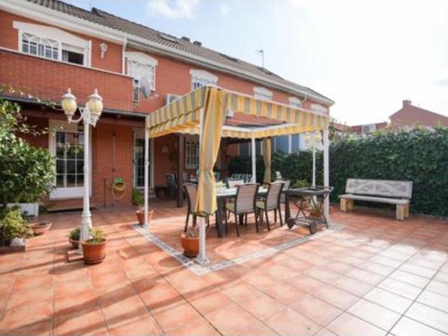 Chalet en venta en Las Américas, Parla