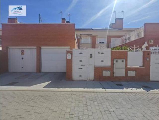 Chalet en venta en Parla, Madrid