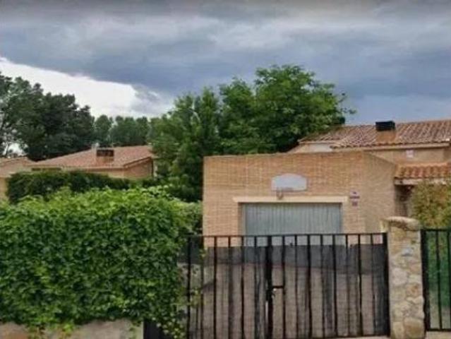 Chalet en venta en Pelayos De La Presa, Madrid