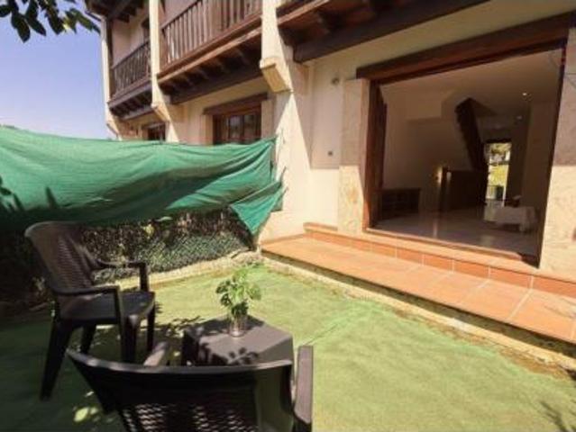 Chalet en venta en Oruña, Piélagos