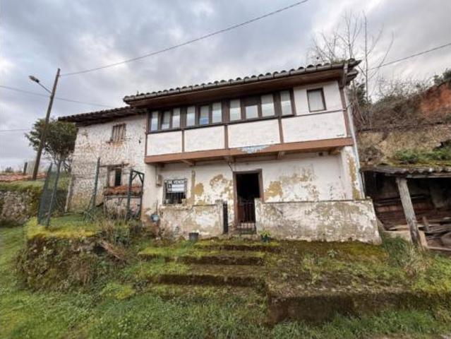 Chalet en venta en Piloña, Asturias