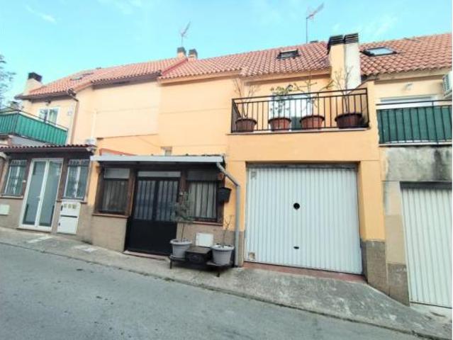 Chalet en venta en Madrebuena, Pioz
