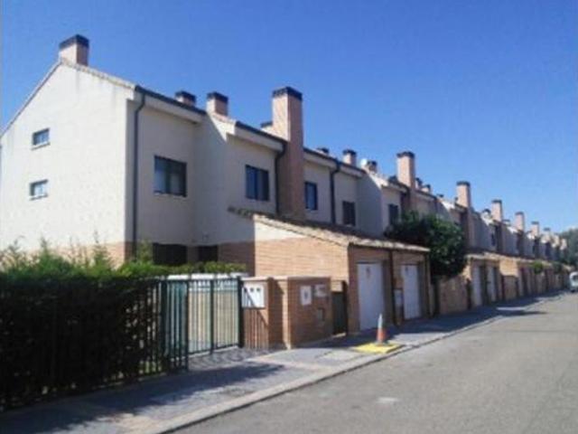 Chalet en venta en Población De Arroyo, Castilla y León