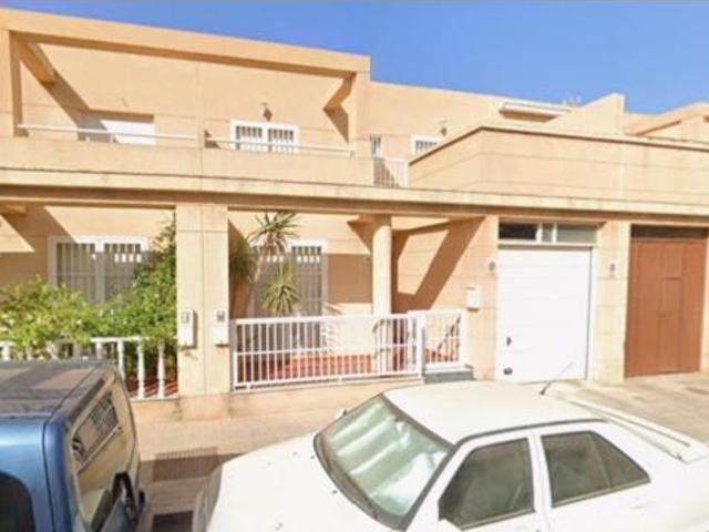 Chalet en venta en Población De Arroyo, Castilla y León