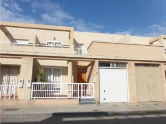 Chalet en venta en Población De Arroyo, Castilla y León
