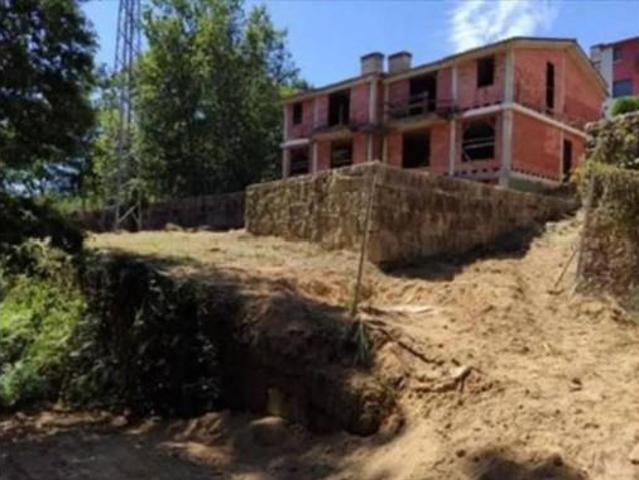 Chalet en venta en Cotobade, Pontevedra