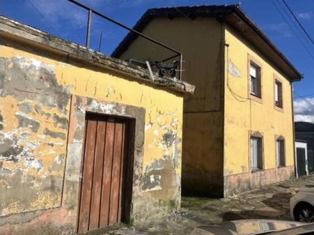 Chalet en venta en Agones, Pravia