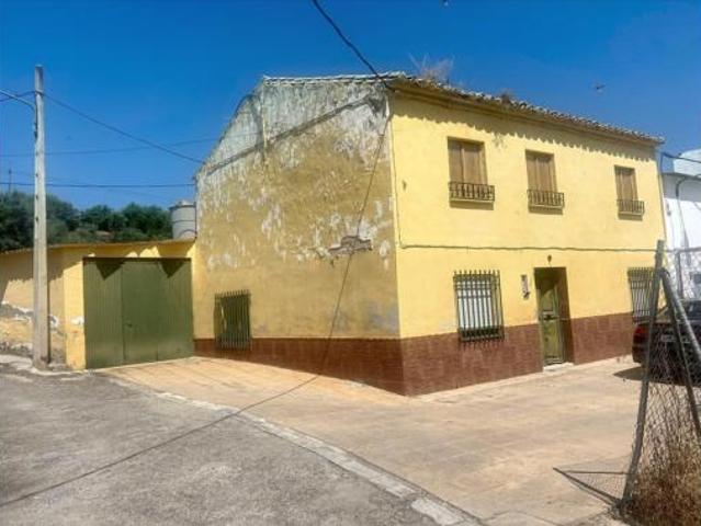 Chalet en venta en Puente Genil, Andalucía