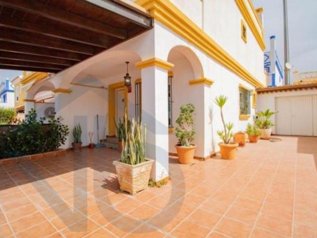 Chalet en venta en San Juan de los Terreros, Pulpí